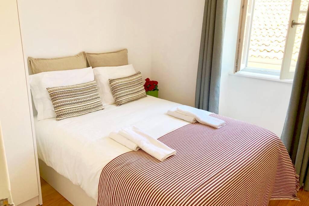 32 2 - Heart Of Private Apartment, Bairro Alto Apartment Lissabon
